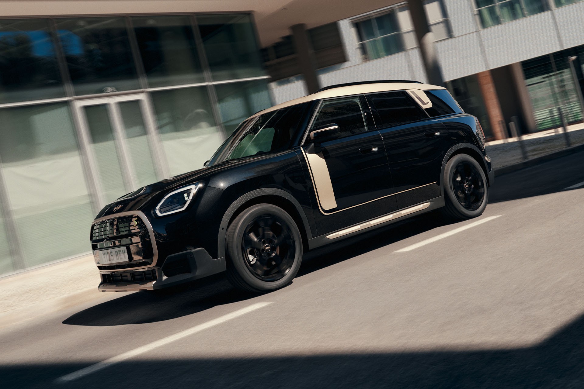 MINI all-electric Countryman - 외관 - 전면도